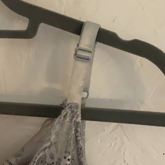 Rhonda Shear Pin Up Smoothing Tank w/Built In Bra, Size XL, Gray - Picture 4 of 10